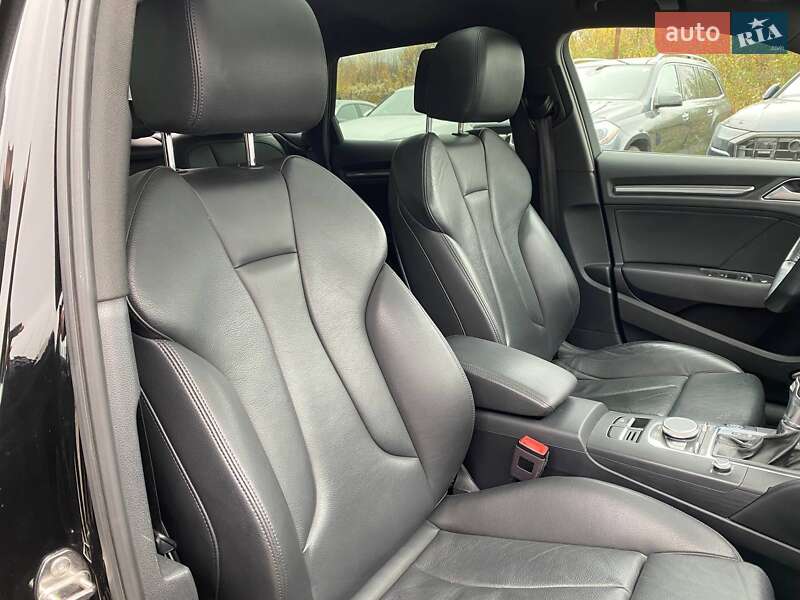 Хетчбек Audi A3 2018 в Львові