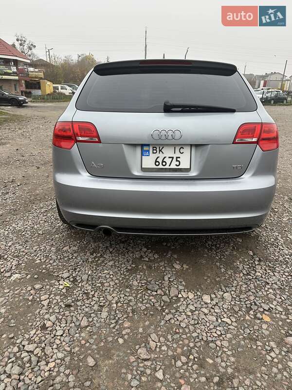 Хэтчбек Audi A3 2012 в Ровно