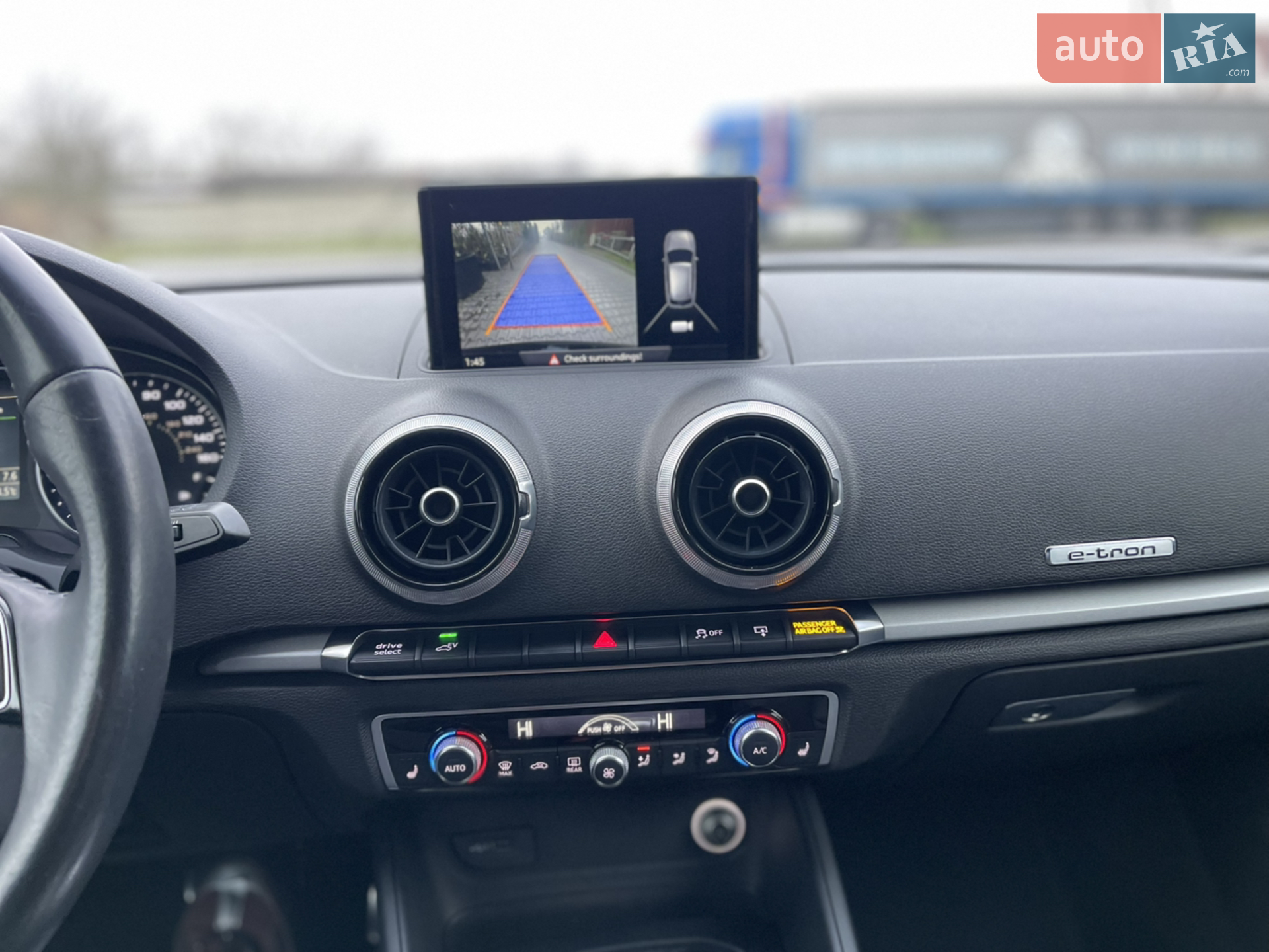 2016 Audi A3 - мініатюра 33