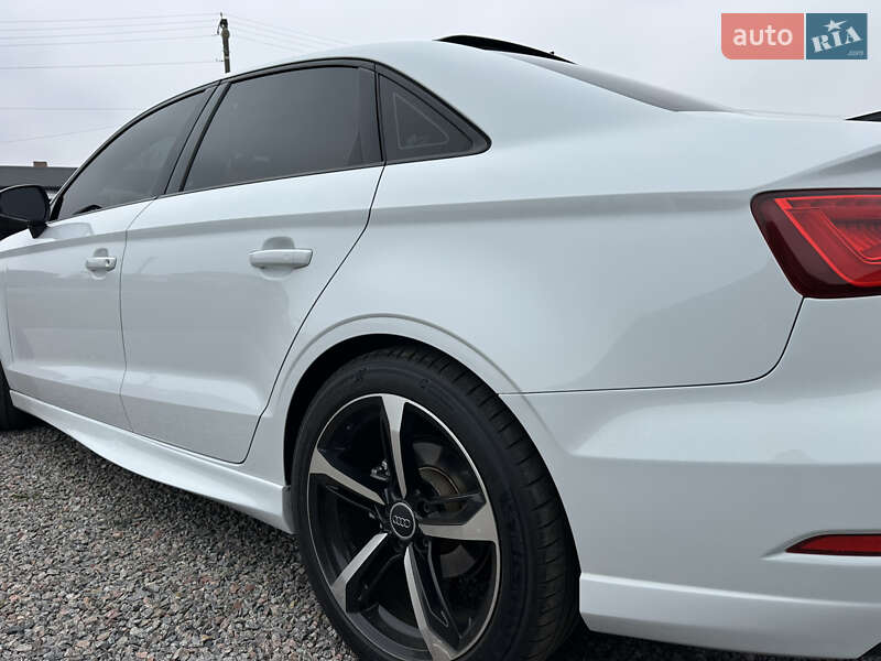 Седан Audi A3 2015 в Києві