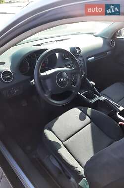 Хэтчбек Audi A3 2003 в Мукачево