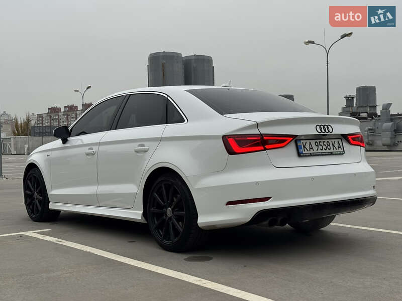 Седан Audi A3 2015 в Києві