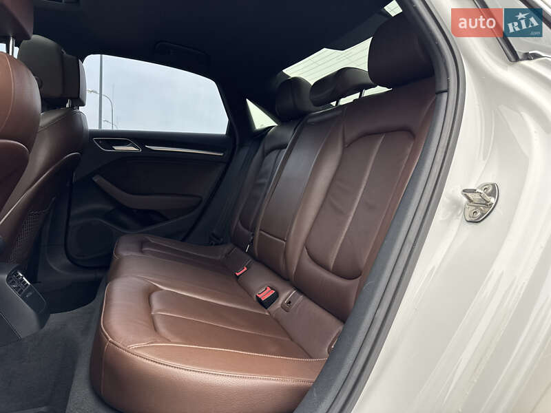 Седан Audi A3 2015 в Києві