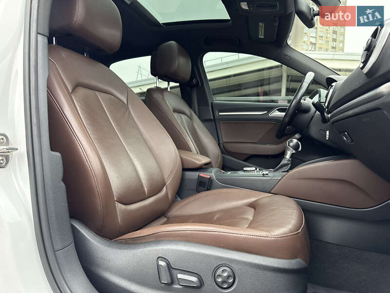 Седан Audi A3 2015 в Києві