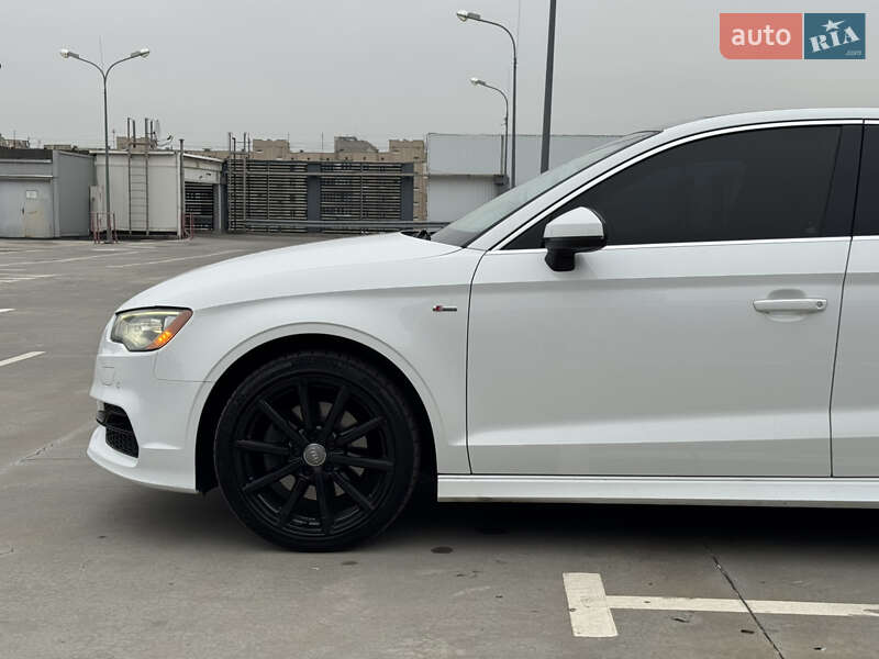 Седан Audi A3 2015 в Києві