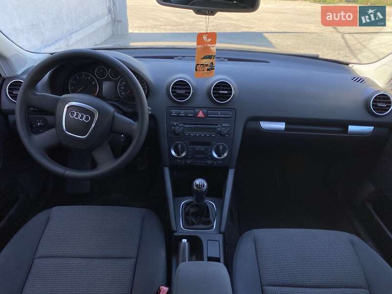 Хетчбек Audi A3 2005 в Вознесенську