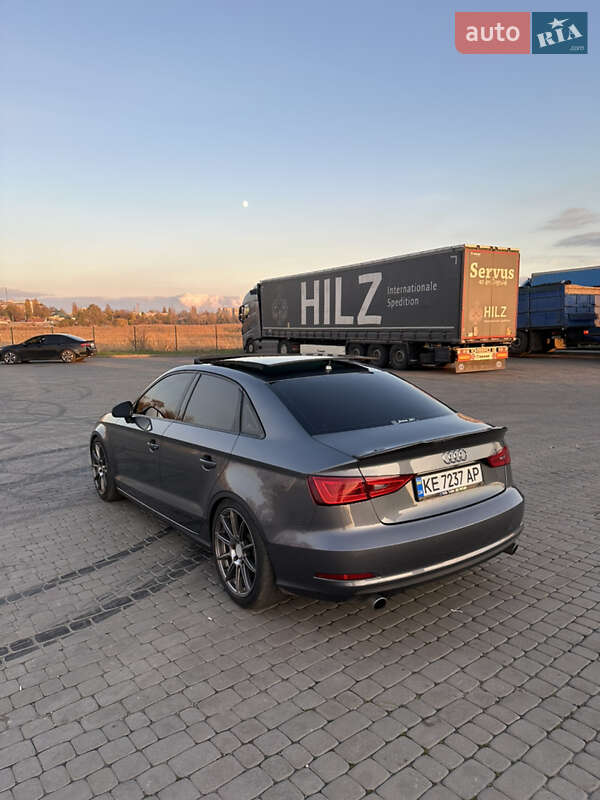Седан Audi A3 2015 в Новомосковске