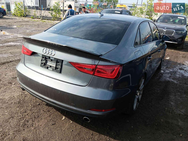 Седан Audi A3 2015 в Новомосковске
