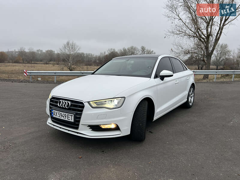 Седан Audi A3 2015 в Балаклее
