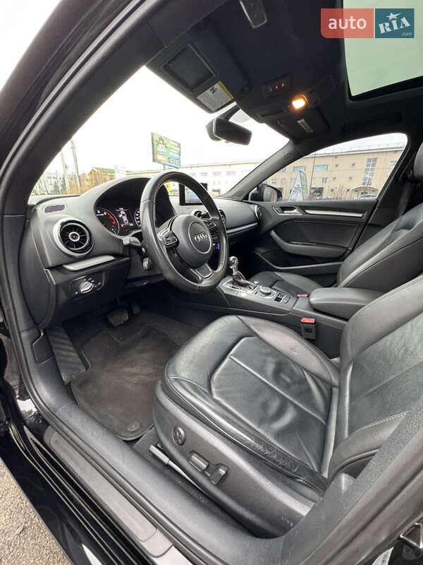 Седан Audi A3 2015 в Киеве
