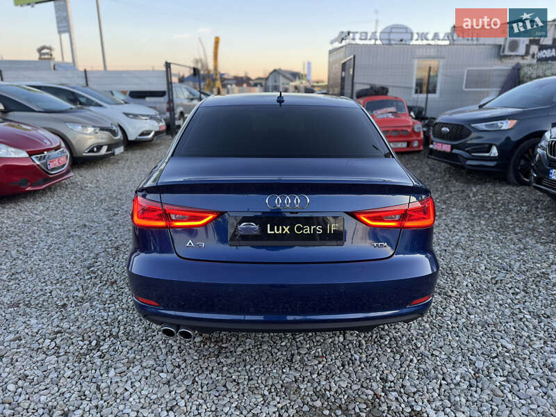 Седан Audi A3 2015 в Ивано-Франковске