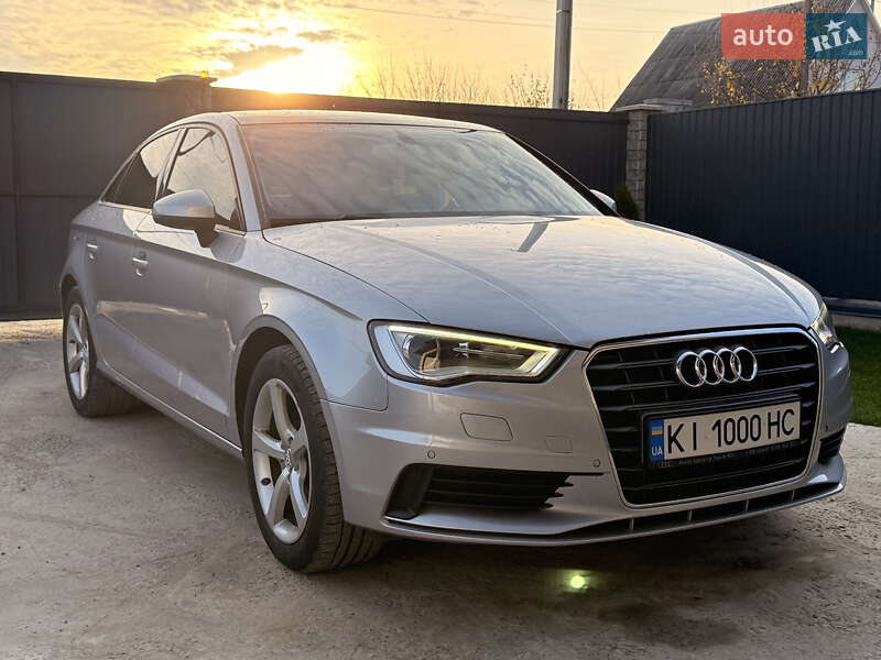 Седан Audi A3 2014 в Києві