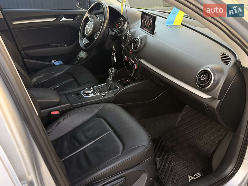 Седан Audi A3 2014 в Києві