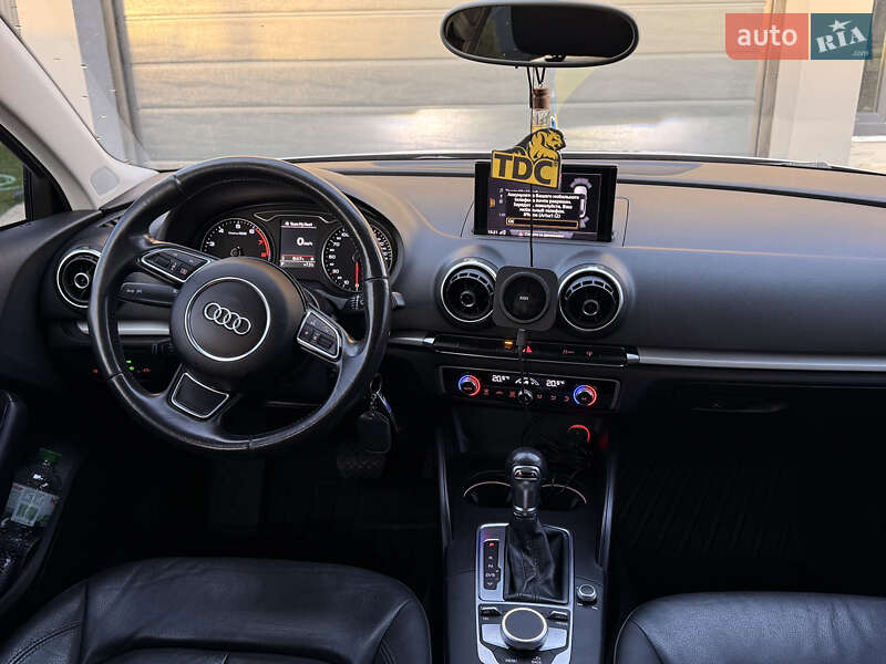 Седан Audi A3 2014 в Києві