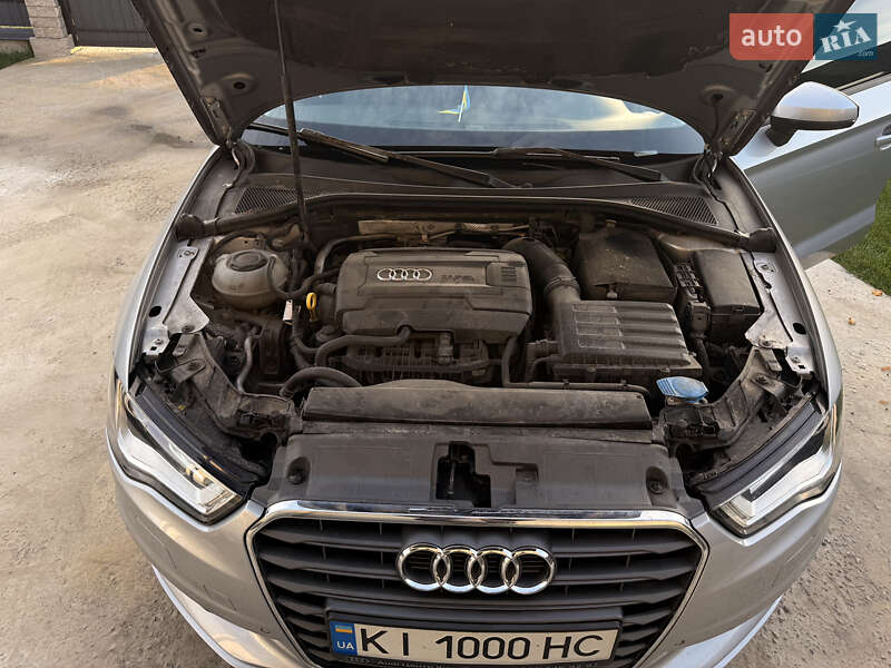 Седан Audi A3 2014 в Києві