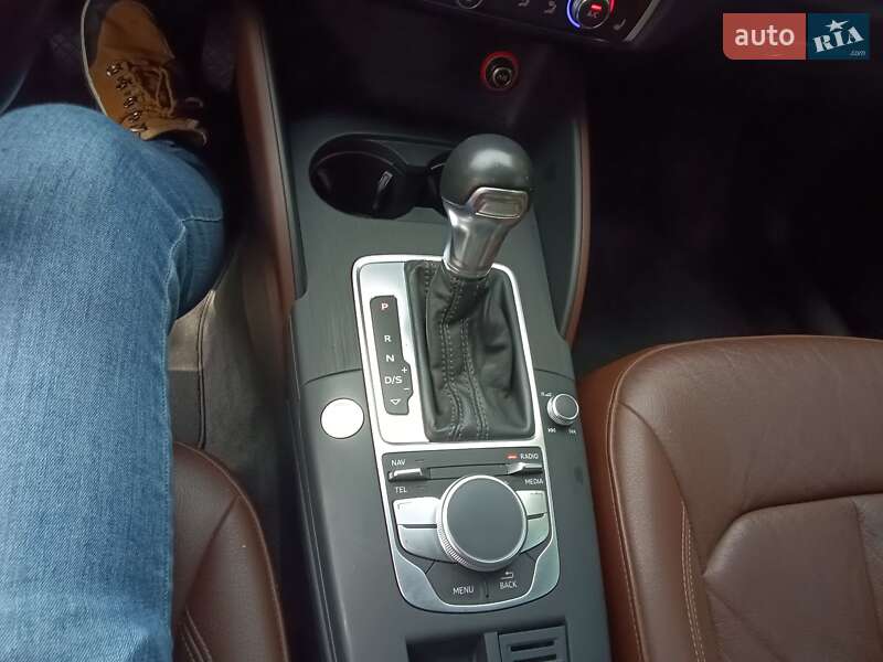 Хэтчбек Audi A3 2016 в Львове