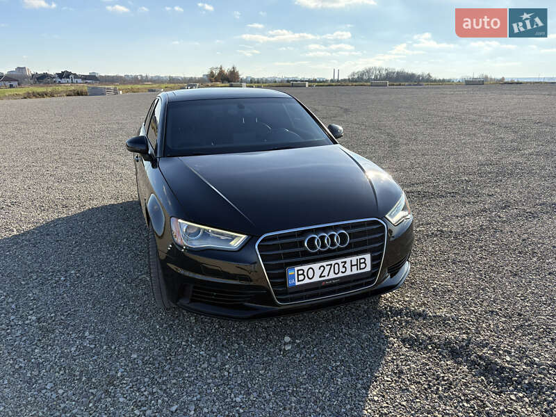 Седан Audi A3 2014 в Тернополі