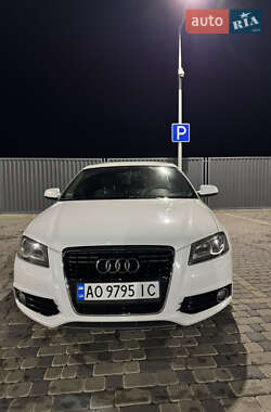 Хэтчбек Audi A3 2011 в Мукачево