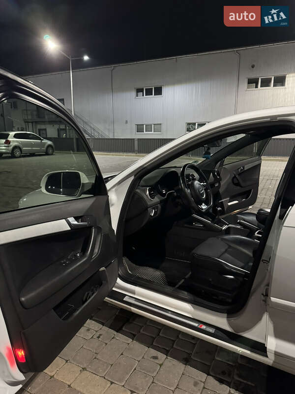 Хэтчбек Audi A3 2011 в Мукачево
