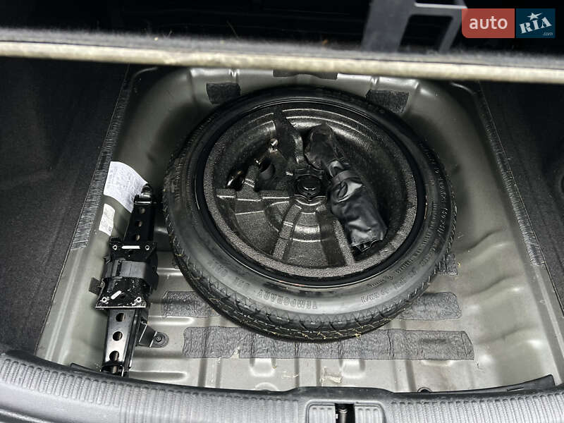 Седан Audi A3 2015 в Києві фото 24 Седан Audi A3 2015 в Києві