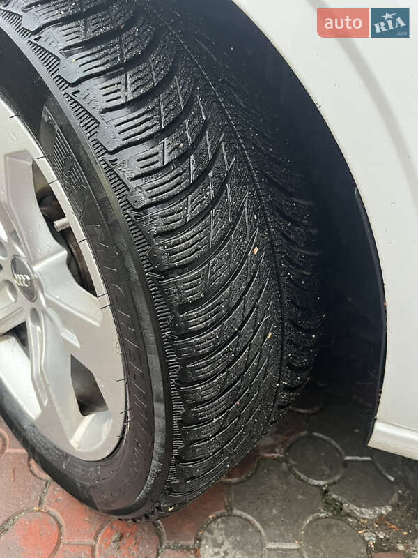 Седан Audi A3 2017 в Львове