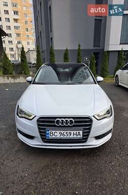Седан Audi A3 2016 в Львове