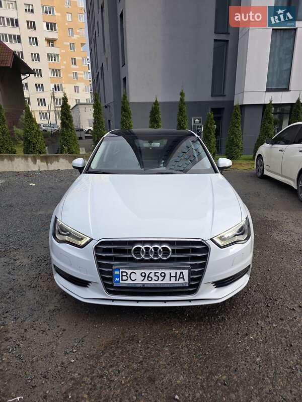 Седан Audi A3 2016 в Львове фото Седан Audi A3 2016 в Львове