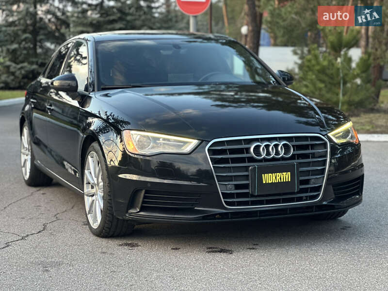 Седан Audi A3 2016 в Києві