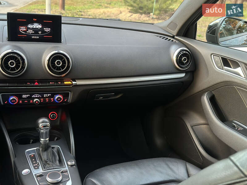 Седан Audi A3 2016 в Києві