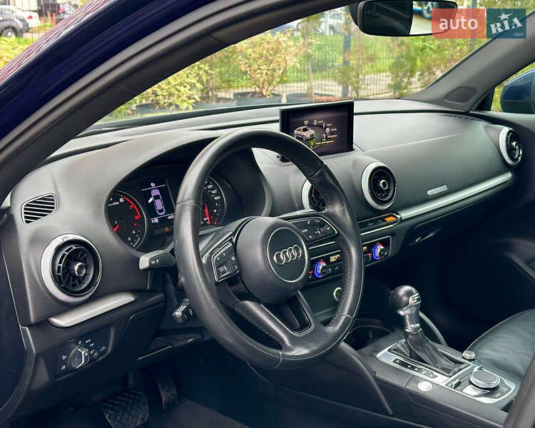 Седан Audi A3 2017 в Киеве фото 22 Седан Audi A3 2017 в Киеве