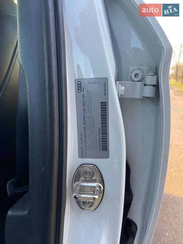 Седан Audi A3 2015 в Киеве