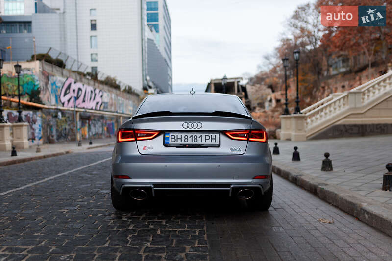 Седан Audi A3 2015 в Одессе