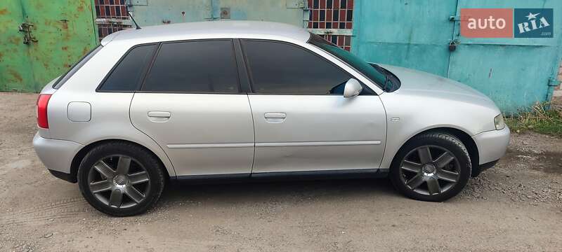 Хетчбек Audi A3 2000 в Запоріжжі фото 3 Хетчбек Audi A3 2000 в Запоріжжі