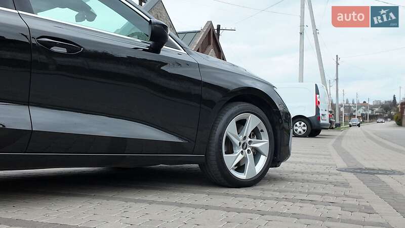 Седан Audi A3 2022 в Києві