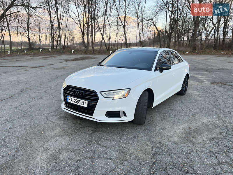 Седан Audi A3 2016 в Києві