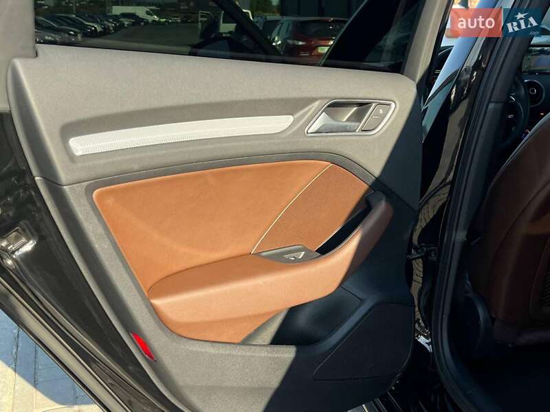 Хэтчбек Audi A3 2016 в Львове