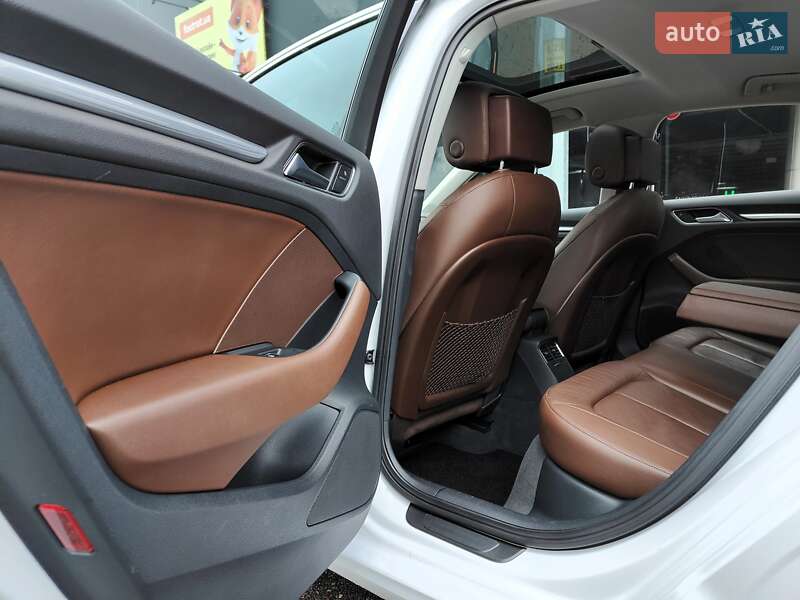 Седан Audi A3 2015 в Києві