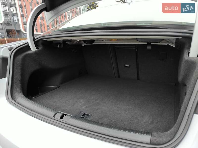 Седан Audi A3 2015 в Києві