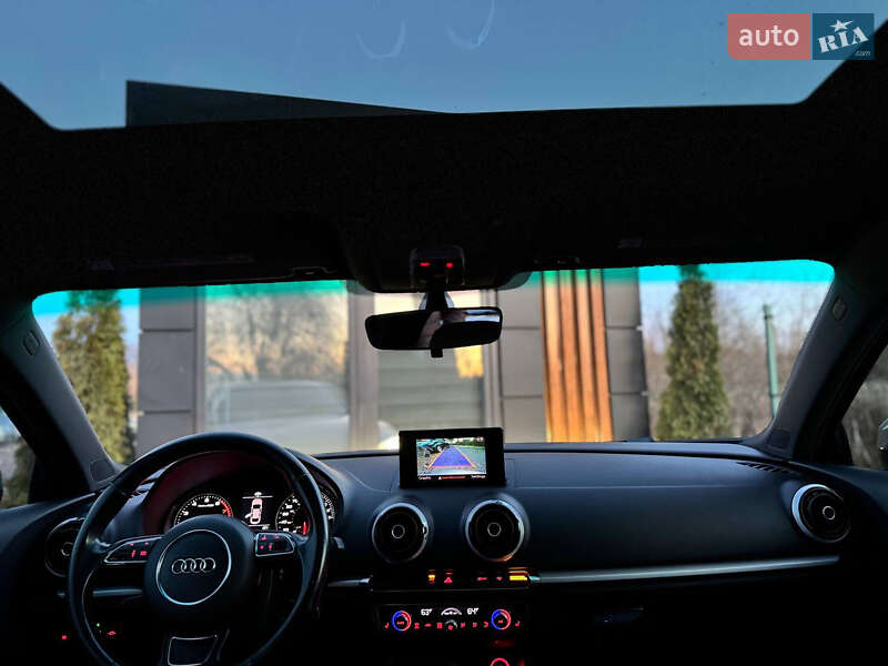 Седан Audi A3 2016 в Дрогобичі