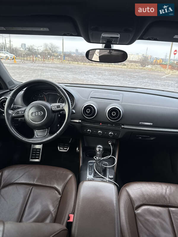 Седан Audi A3 2014 в Харькове
