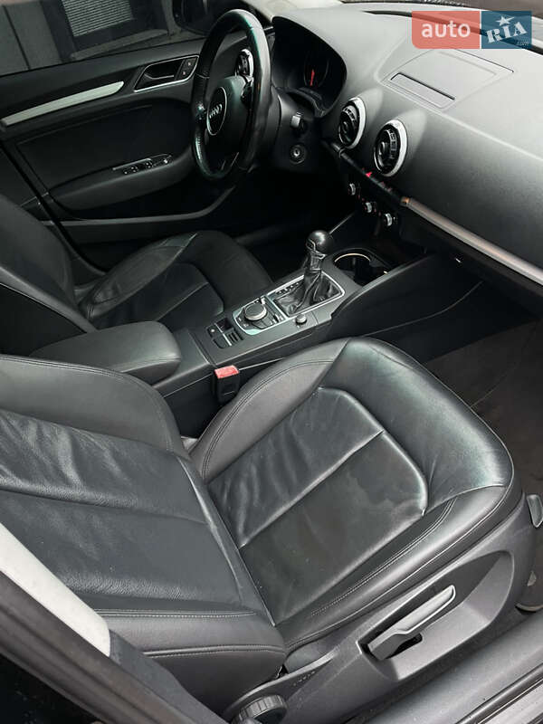 Седан Audi A3 2016 в Києві