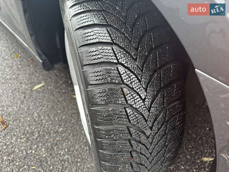 Седан Audi A3 2024 в Чернівцях