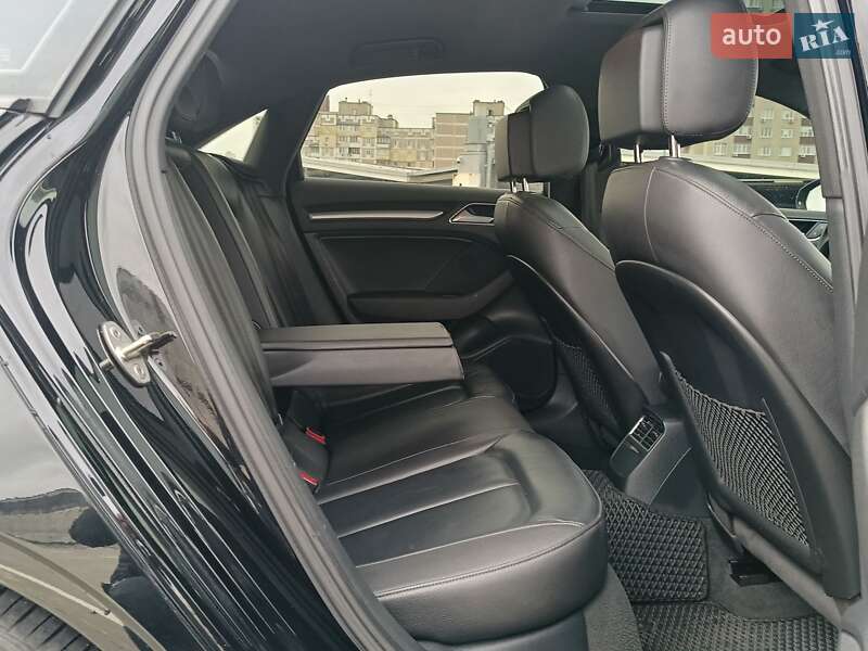 Седан Audi A3 2015 в Києві