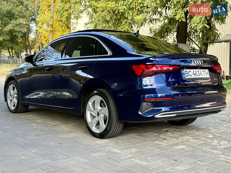 Седан Audi A3 2022 в Дніпрі