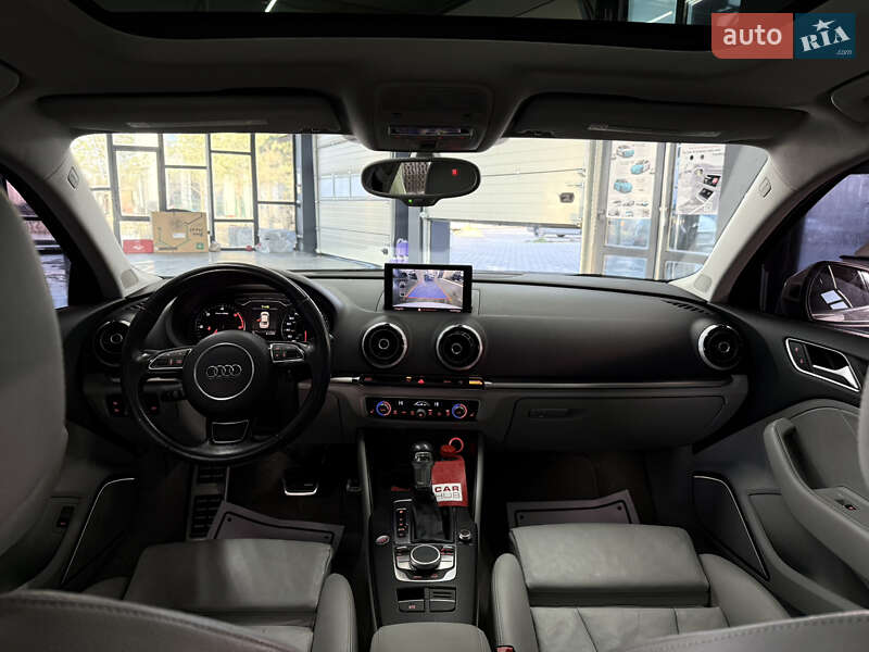 Седан Audi A3 2014 в Рівному