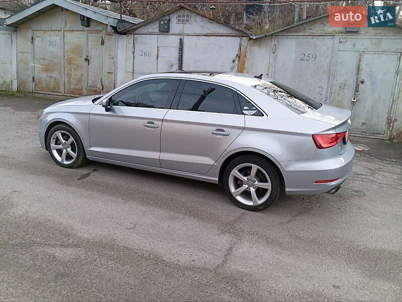 Седан Audi A3 2014 в Києві