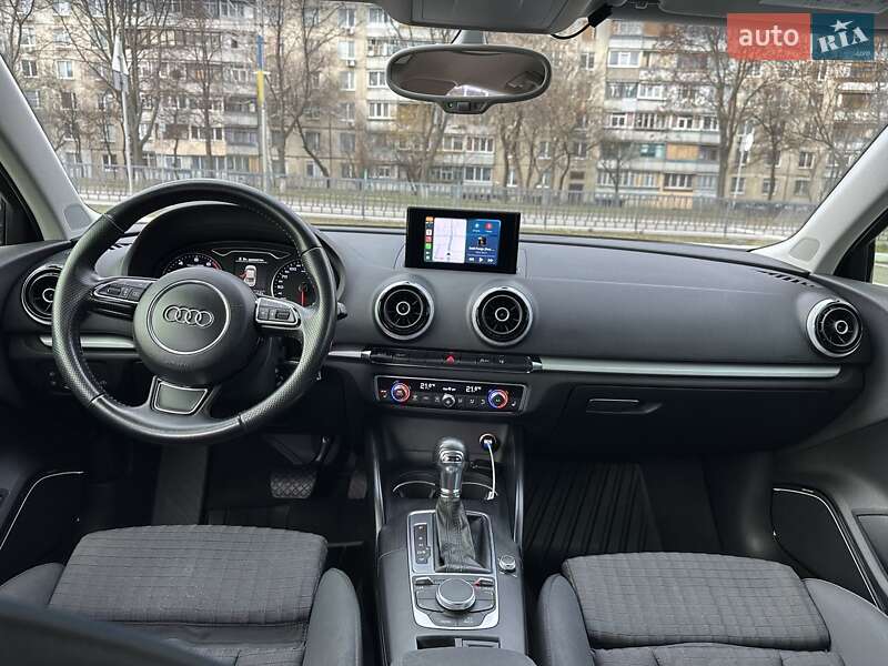 Седан Audi A3 2014 в Харкові
