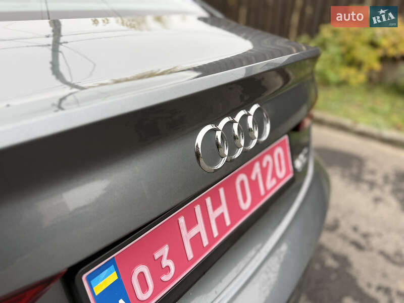 Седан Audi A3 2015 в Киеве