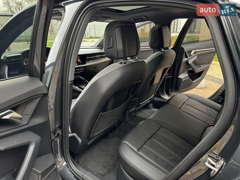 Седан Audi A3 2023 в Киеве