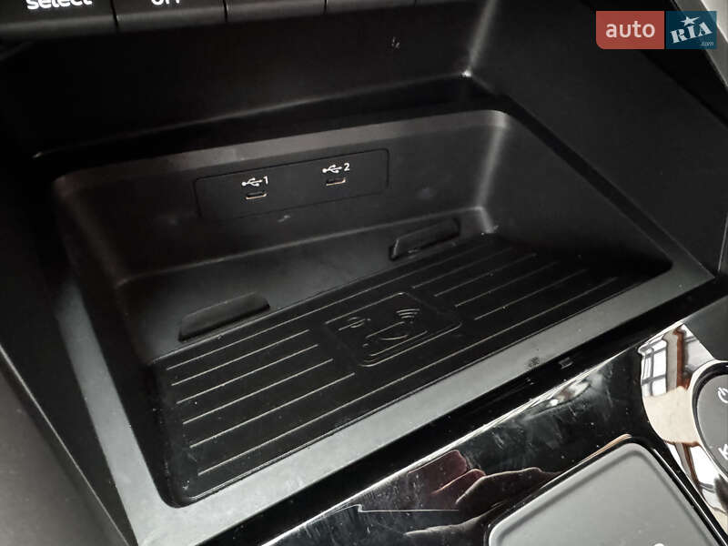 Седан Audi A3 2023 в Киеве